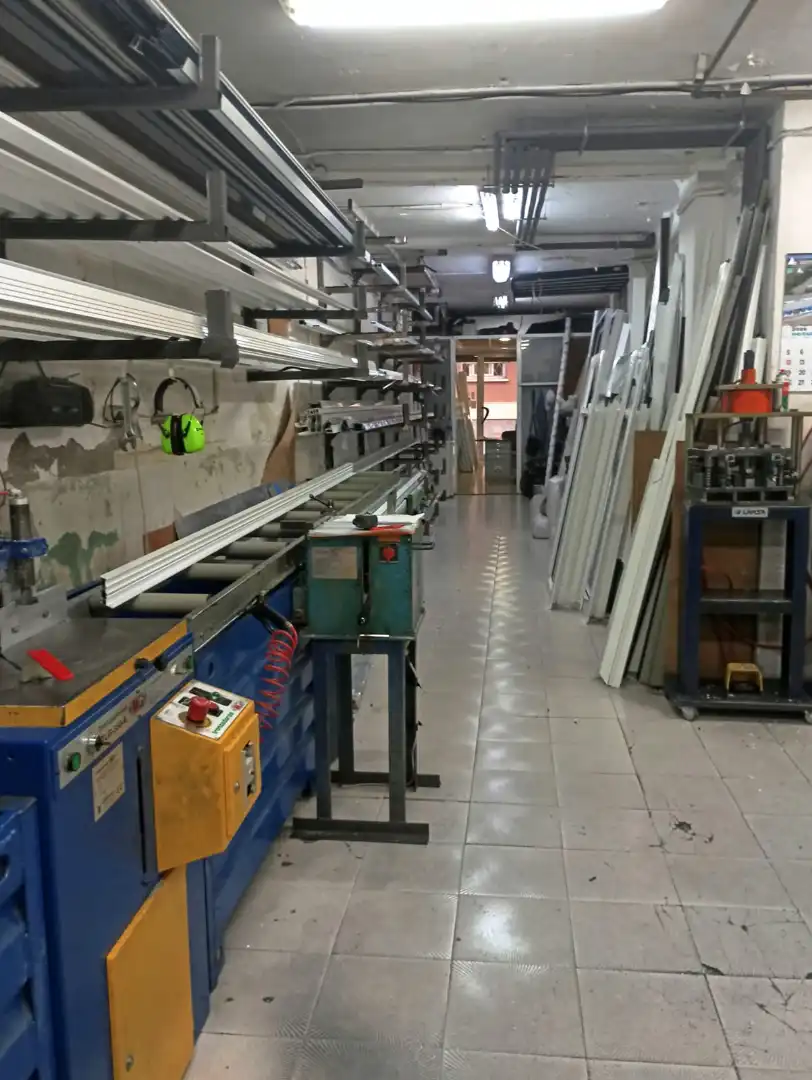Local comercial en traspàs a Carrer de la Segarra 10, imagen 15