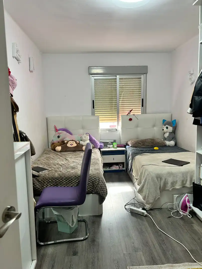 Habitación de Piso en venta en Castellón de la Plana / Castelló de la Plana con Amueblado, Horno y Lavadora
