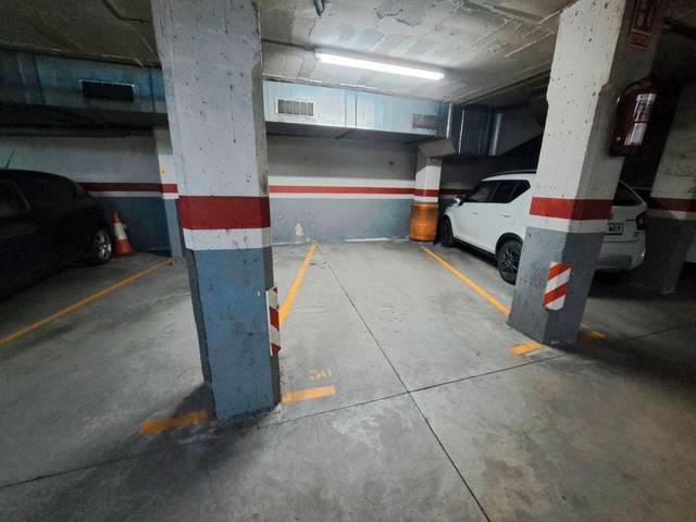 Garaje en Venta en Carrer D' Aribau, 12 en Peramàs