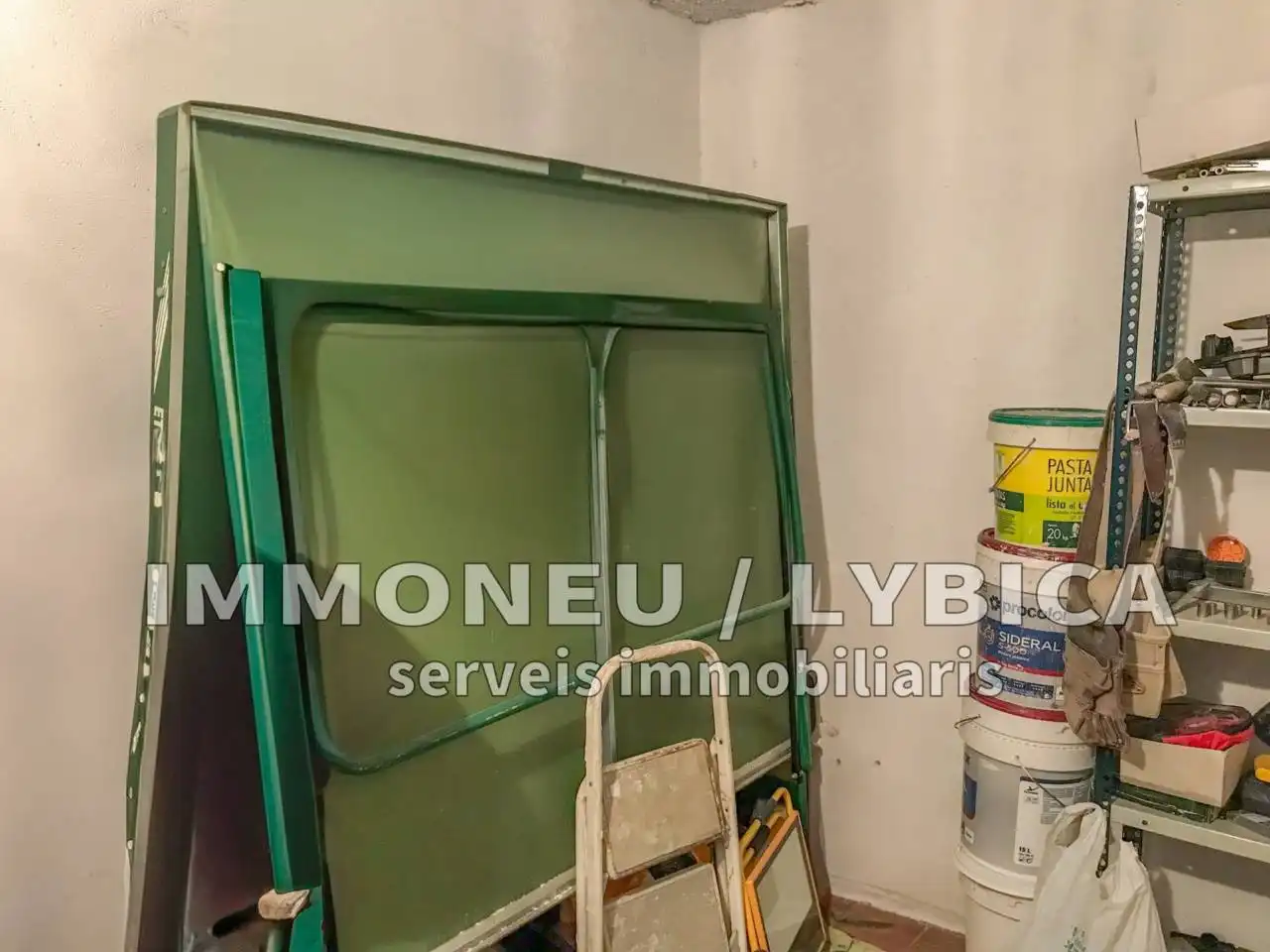 Exterior view of Flat for sale in Puigcerdà  with Heating, Parquet flooring and Storage room