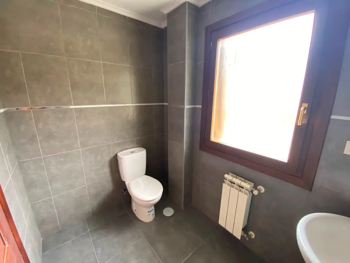 Baño de Casa o chalet en venta en Castro-Urdiales con Calefacción, Jardín privado y Parquet