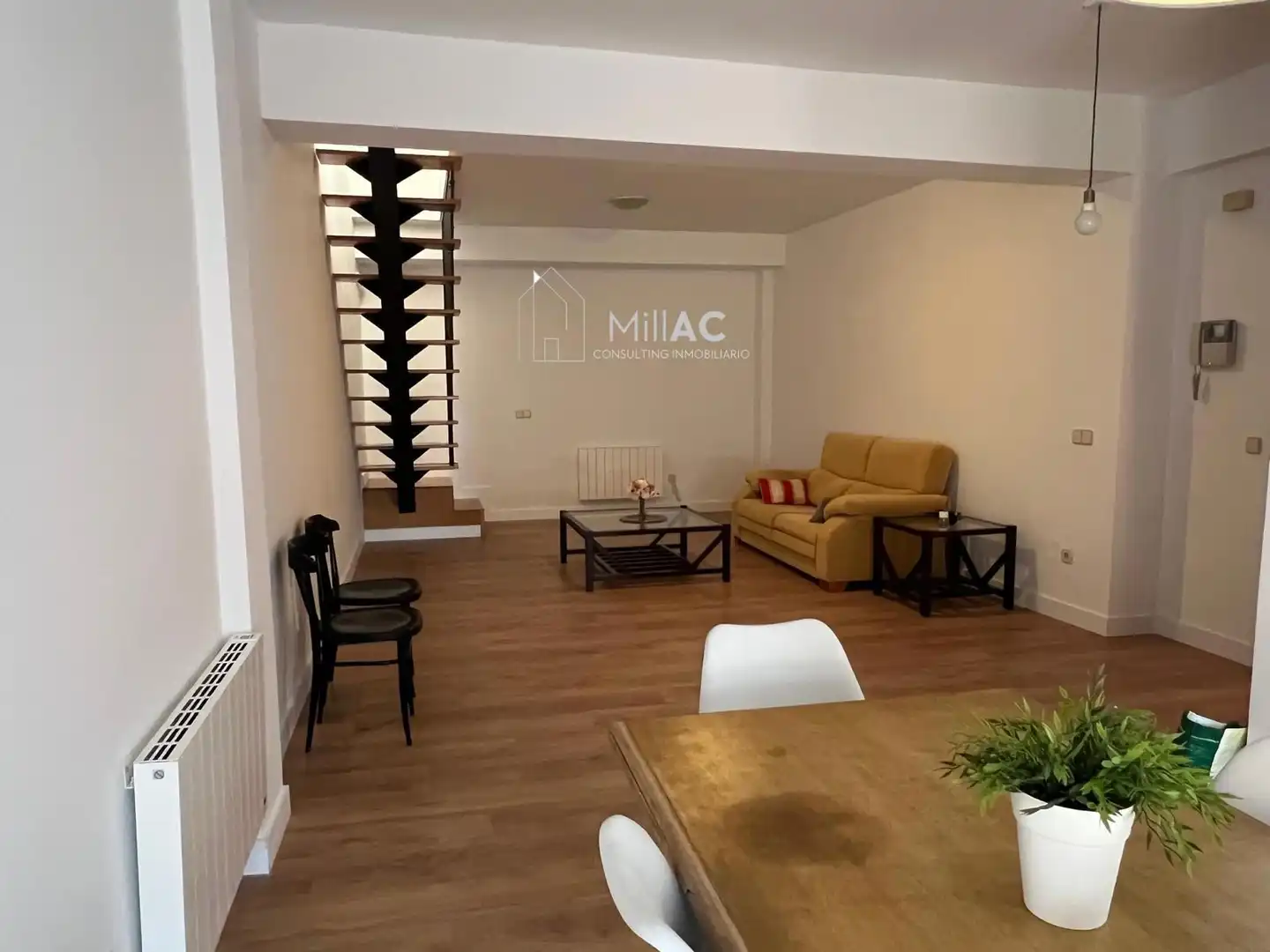 Maisonette zur Miete in Alcalá de Henares mit Klimaanlage, Heizung und Möbliert