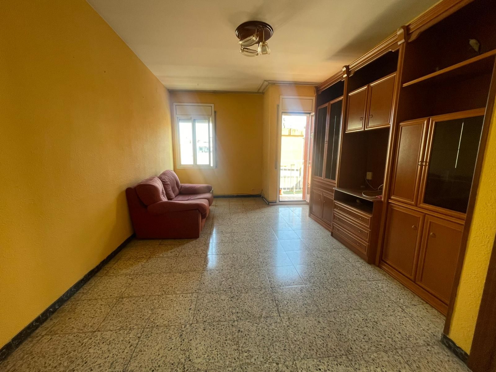 Sala d'estar de Pis en venda en L'Hospitalet de Llobregat