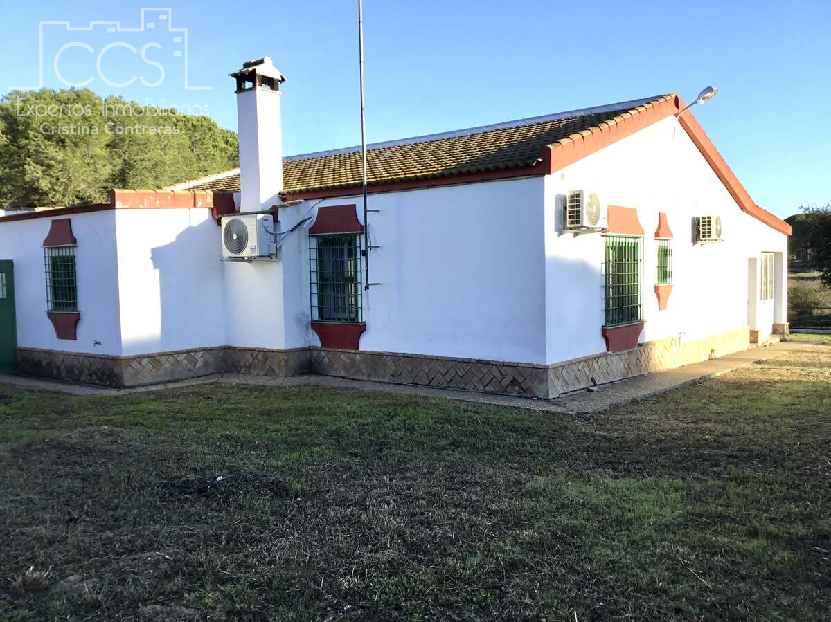 Exterior view of Country house for sale in Almonte  with Air Conditioner, Storage room and Microwave