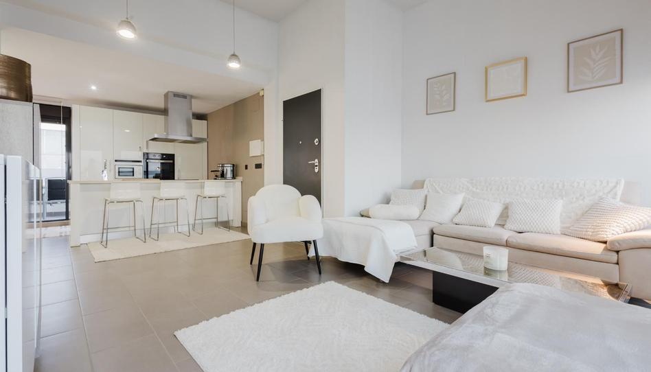 Foto 1 de Apartament en venda a Avenida Ramblas de Oleza, Lomas de Campoamor - Las Ramblas, Alicante