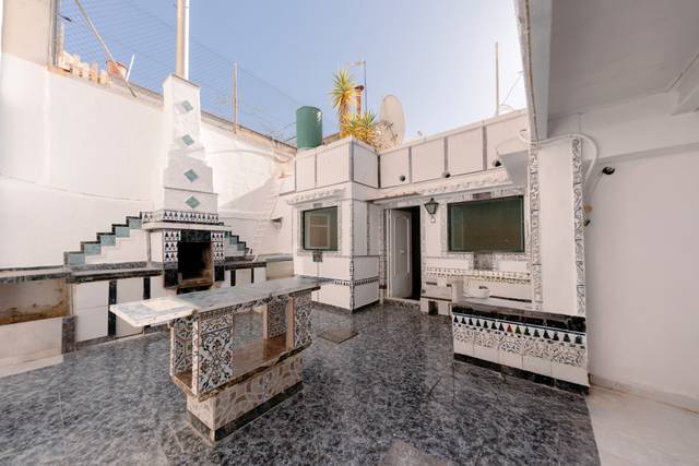 Planta baja en Venta en Carrer de F. Pi i Margall en Can Tintorer - Can Tries