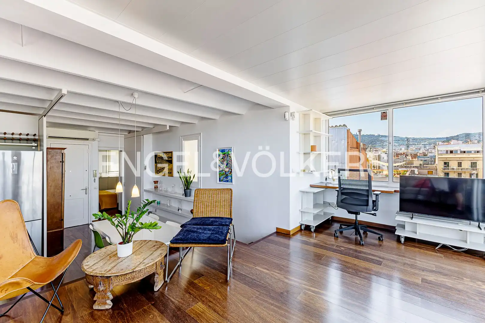 Sala d'estar de Àtic de lloguer en Barcelona amb Aire condicionat, Calefacció i Terrassa