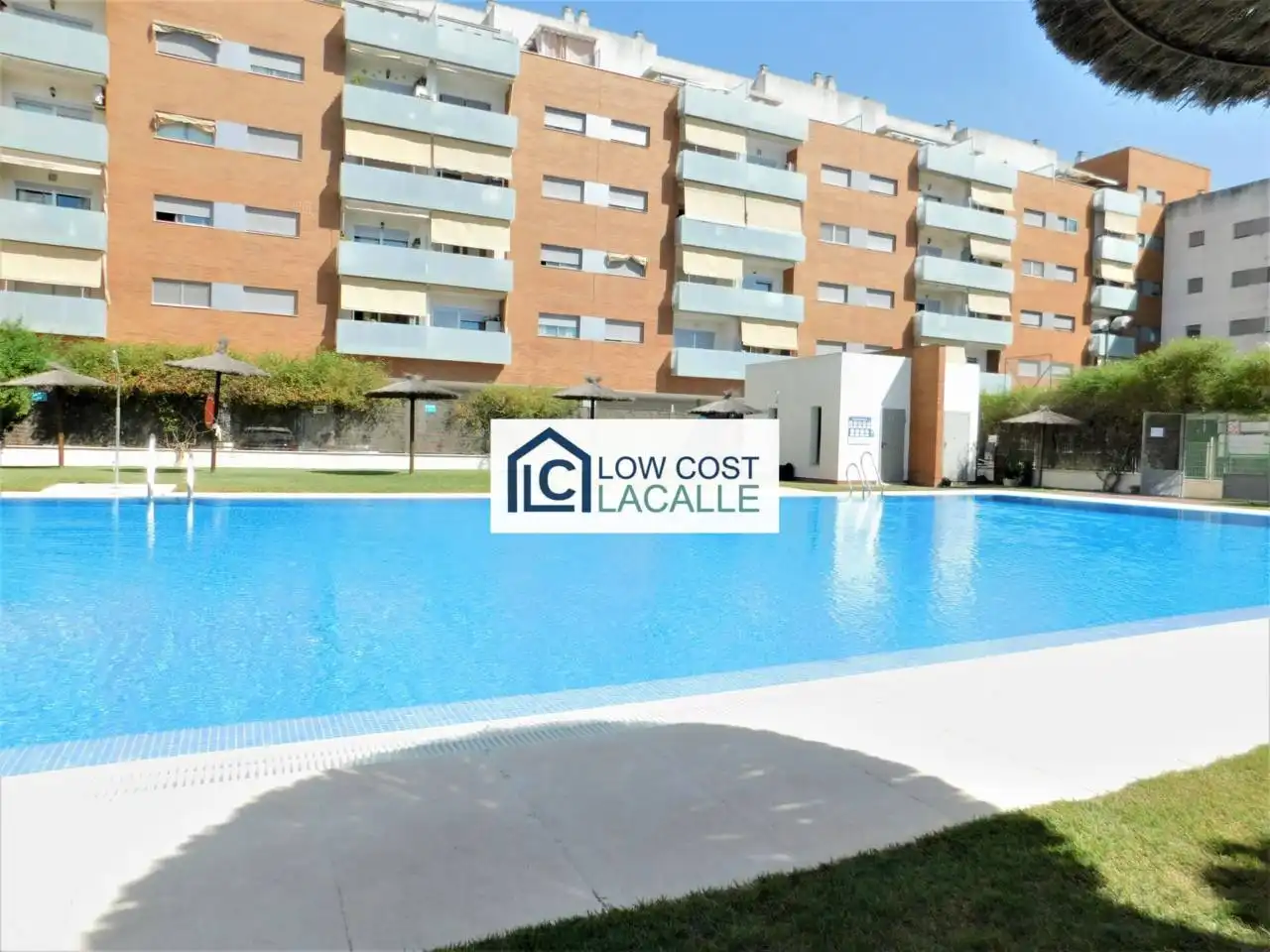 Schwimmbecken von Wohnung zum Verkauf in Jerez de la Frontera mit Klimaanlage, Terrasse und Gemeinschaftspool