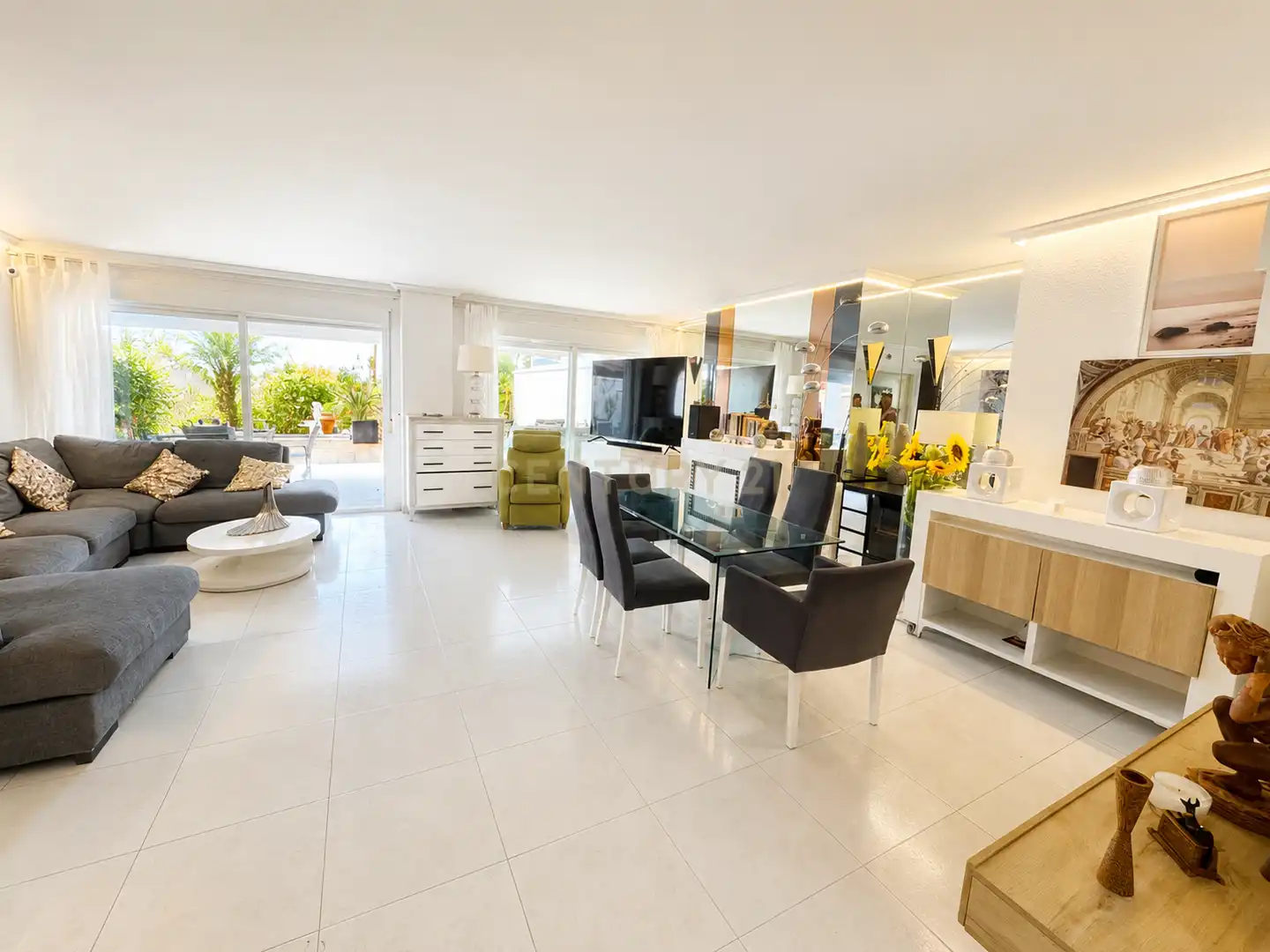 Wohnungen zur Miete in CL DE S'ILLA PLANA 1025 EDIFICIO AQUATIC PARKEIVIS, Marina Botafoc - Platja de Talamanca