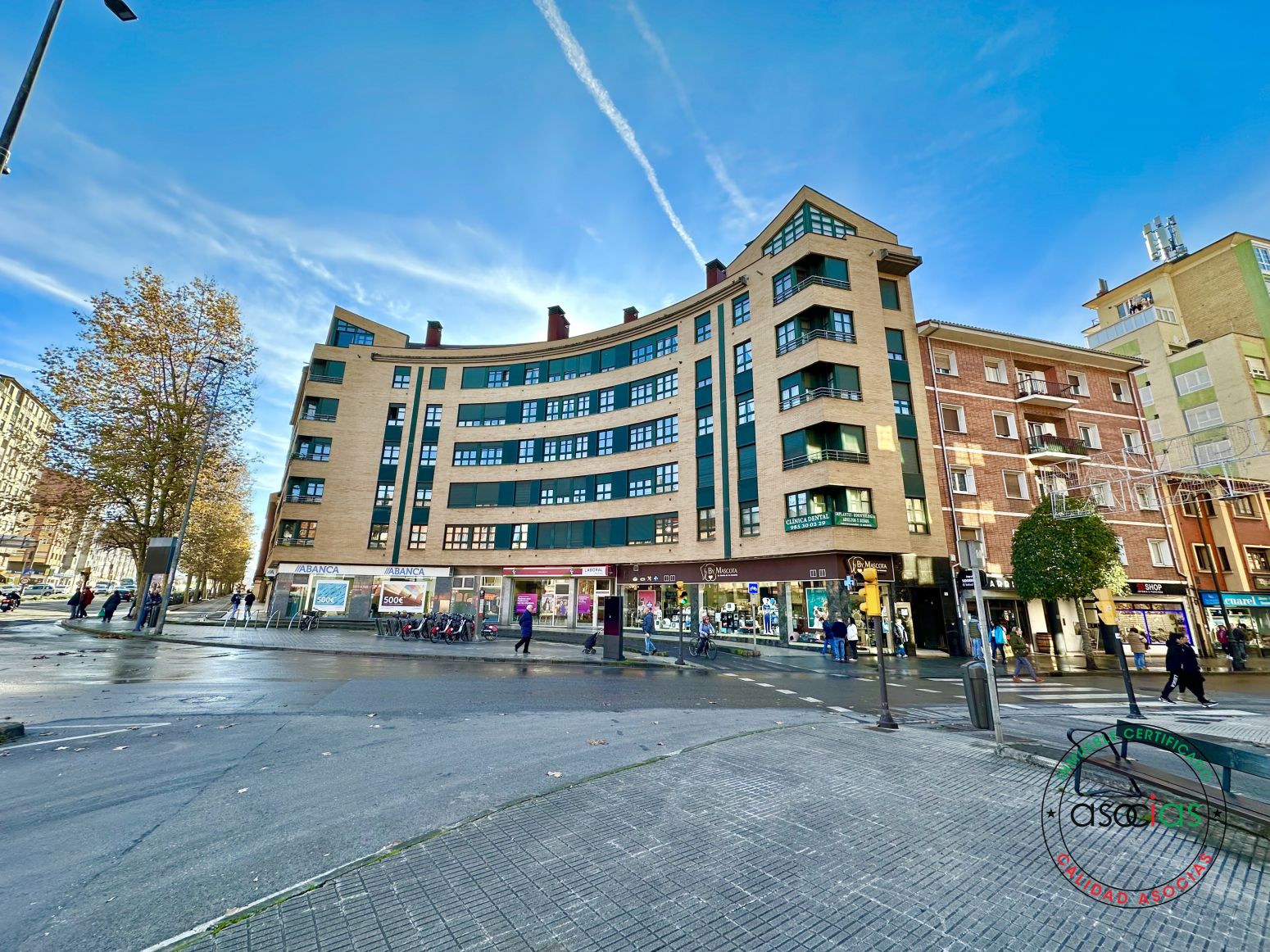 Vista exterior de Pis en venda en Gijón  amb Calefacció