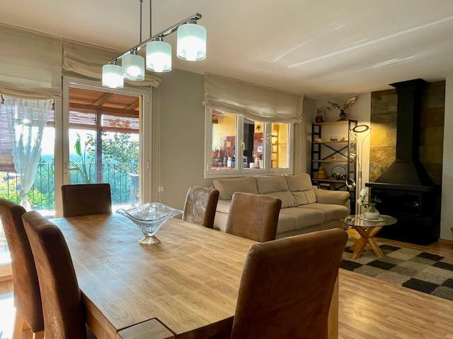 Foto 1 de Casa adosada en venda a Carrer Rosari, Viladecavalls, Barcelona