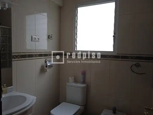 Bathroom of Flat for rent in Castellón de la Plana / Castelló de la Plana  with Air Conditioner and Terrace