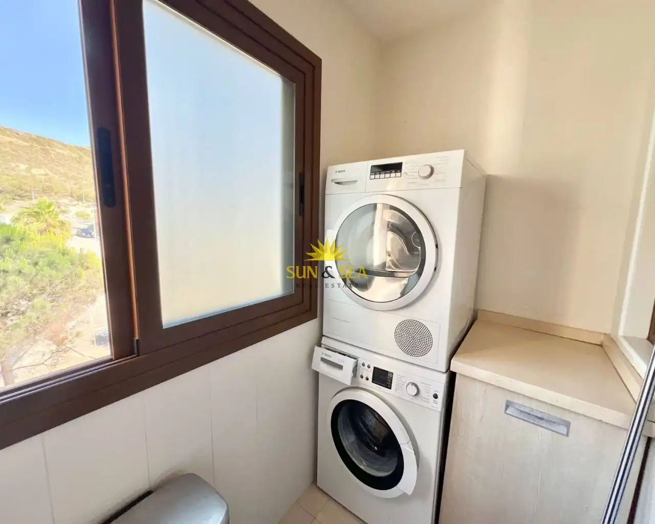 Terraza de Apartamento de alquiler en Guardamar del Segura con Aire acondicionado, Calefacción y Piscina