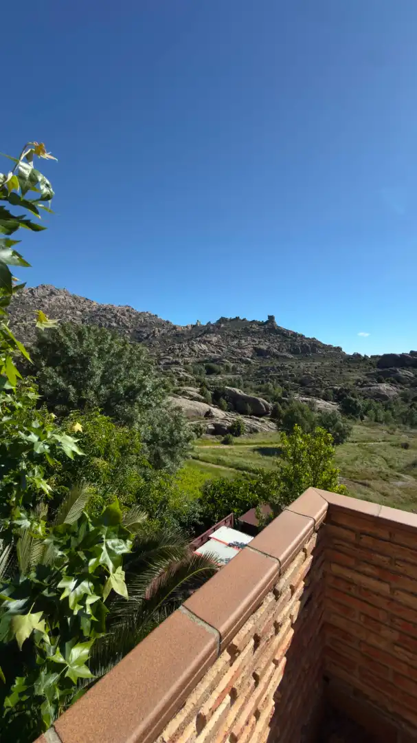 Casa o xalet en venda en Manzanares El Real amb Aire condicionat, Calefacció i Jardí privat