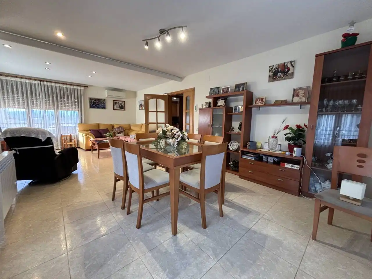 Comedor de Casa o chalet en venta en Perafita con Aire acondicionado, Calefacción y Jardín privado
