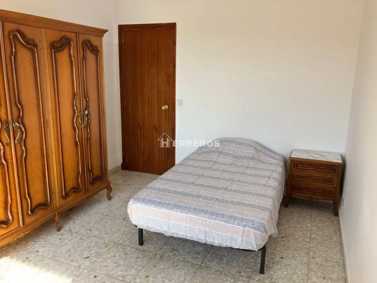 Habitación de Casa o chalet en venta en Galilea con Calefacción y Terraza