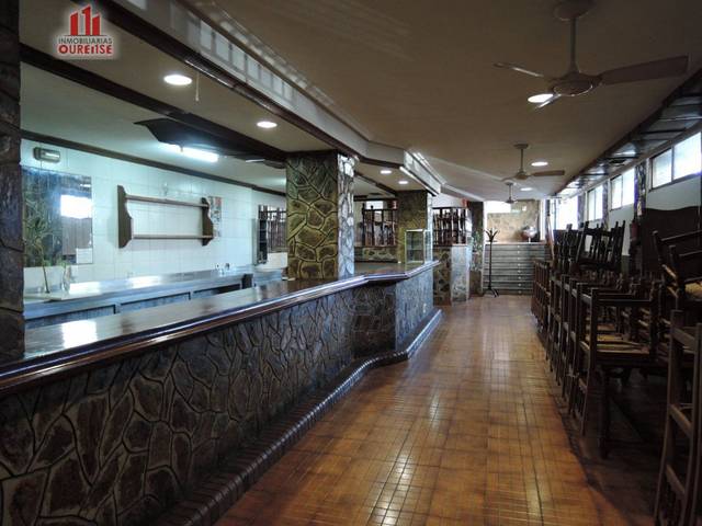 Local comercial en Alquiler en Ventiun