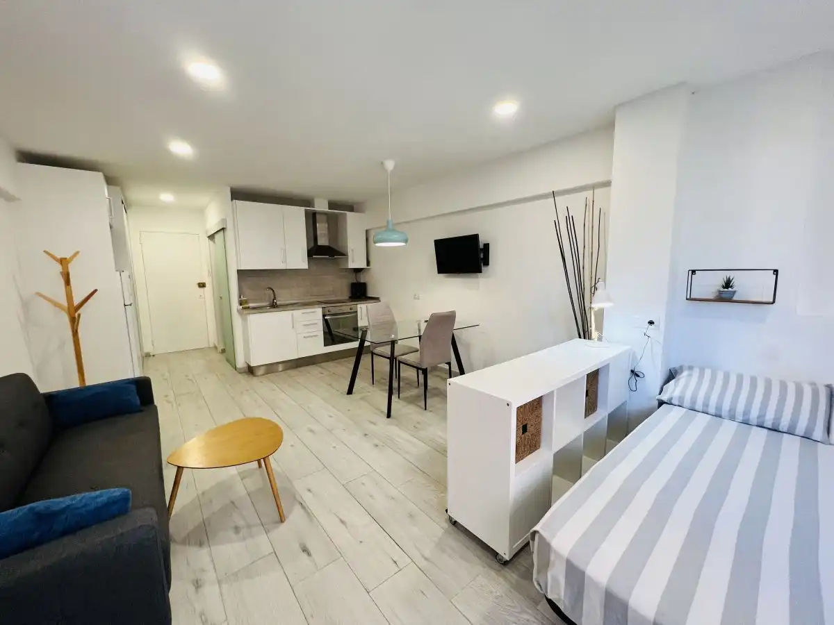 Wohnzimmer von Wohnung zur Miete in Zona Martiánez