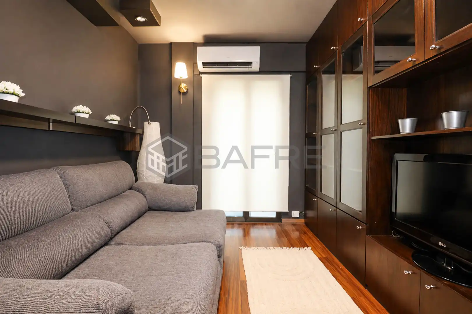 Living room of Flat for sale in Madrid  with Air Conditioner and Balcony