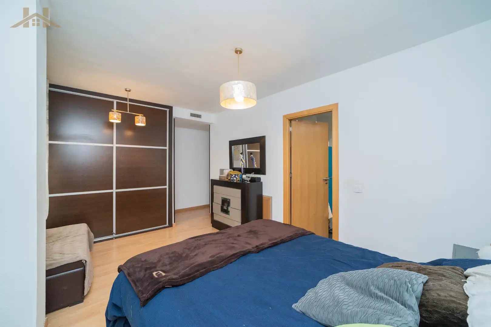 Bedroom of Flat for sale in Móstoles  with Air Conditioner, Heating and Storage room