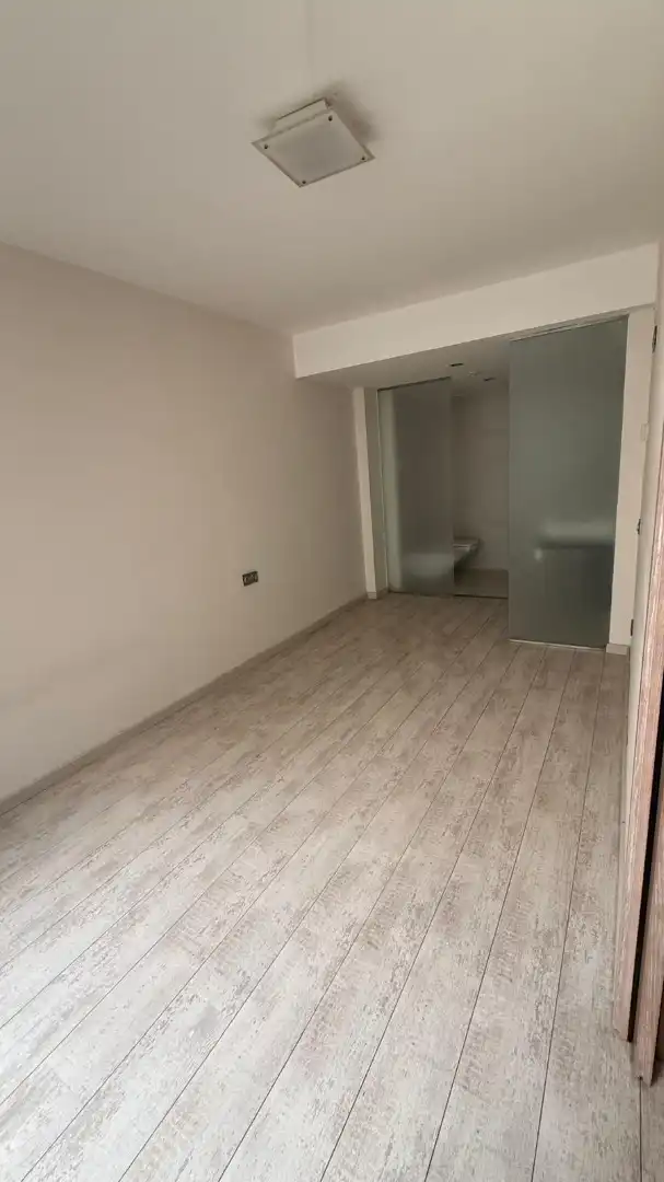 Piso de alquiler en Santa Coloma de Gramenet con Aire acondicionado, Calefacción y Horno