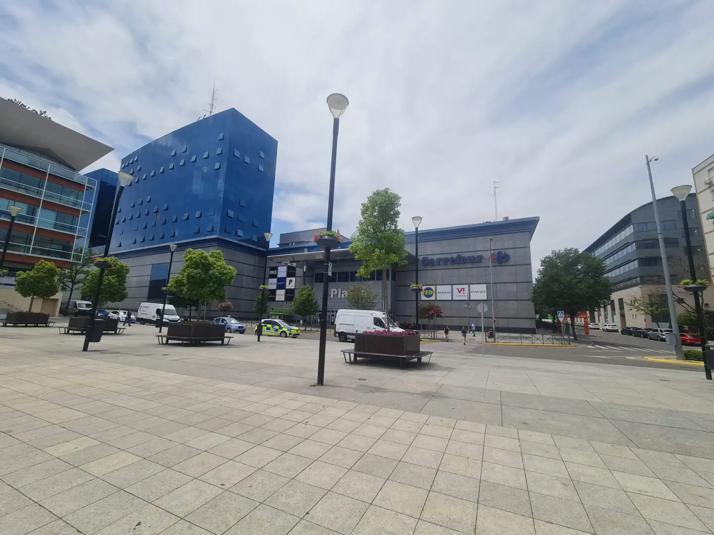 Exterior view of Flat for sale in Fuenlabrada  with Air Conditioner, Heating and Parquet flooring