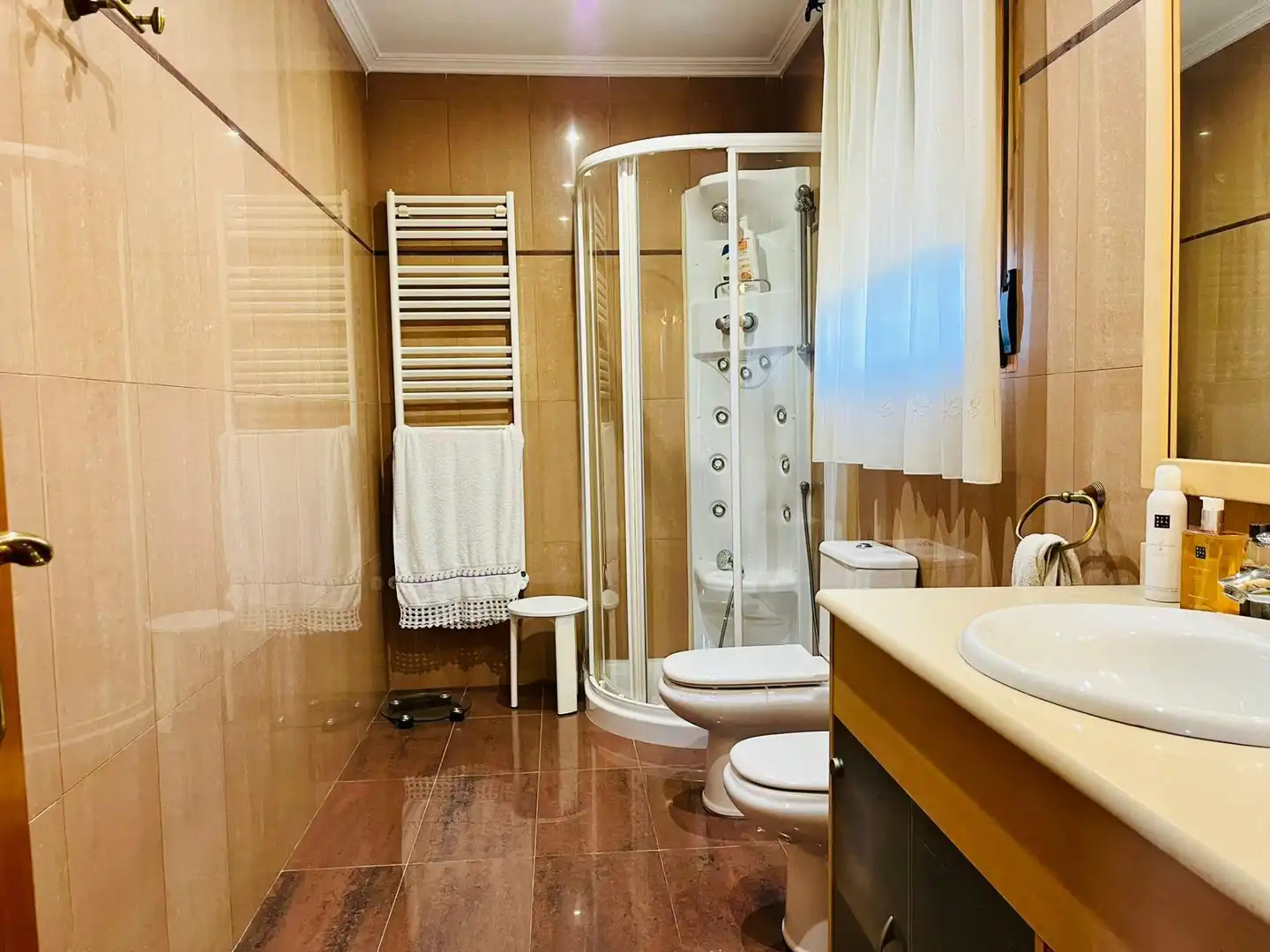 Bathroom of Houses for sale in Elche / Elx  with Air Conditioner, Private garden and Terrace