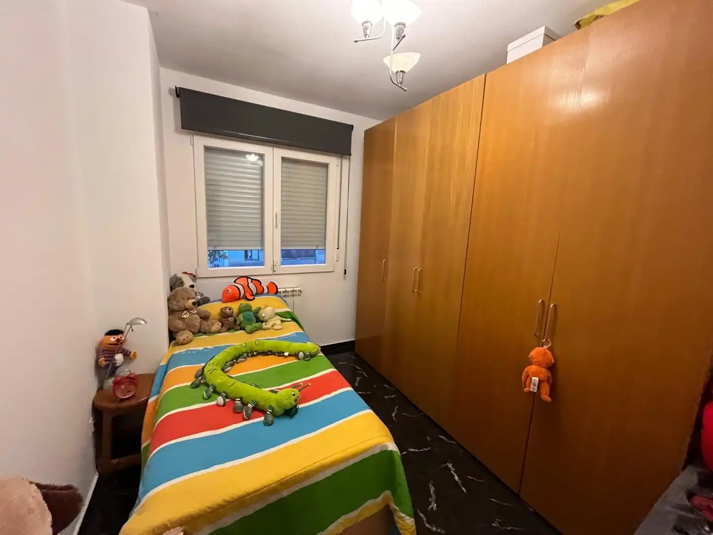 Dormitori de Casa adosada en venda en Almansa amb Calefacció, Jardí privat i Terrassa
