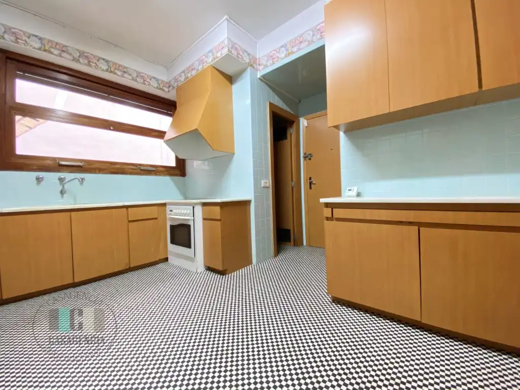 Piso en venta en Plaza Huerto Sogueros, Casco Histórico