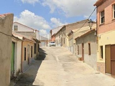 Piso en venta en Madrigal de las Altas Torres