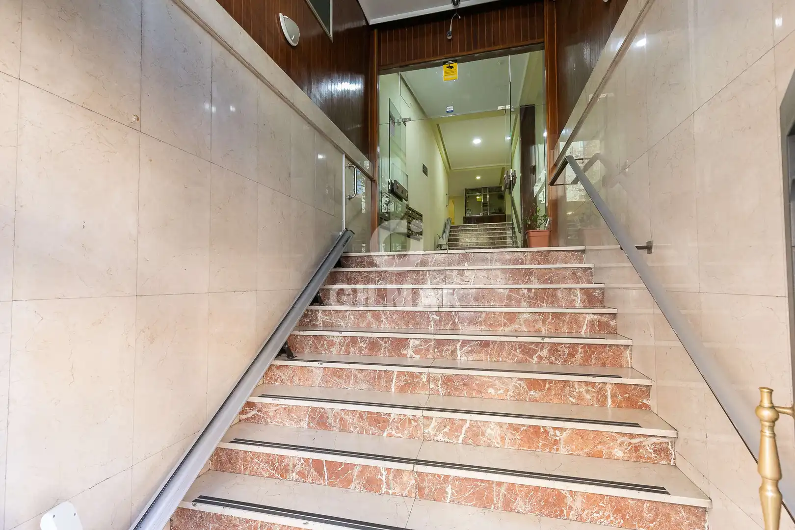Piso en venta en Madrid con Calefacción y Balcón