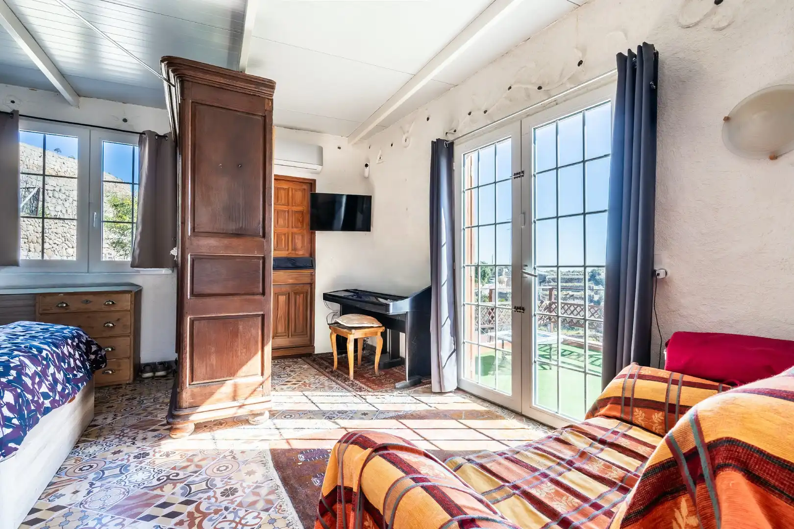 Sala d'estar de Finca rústica en venda en Güímar amb Jardí privat, Terrassa i Moblat
