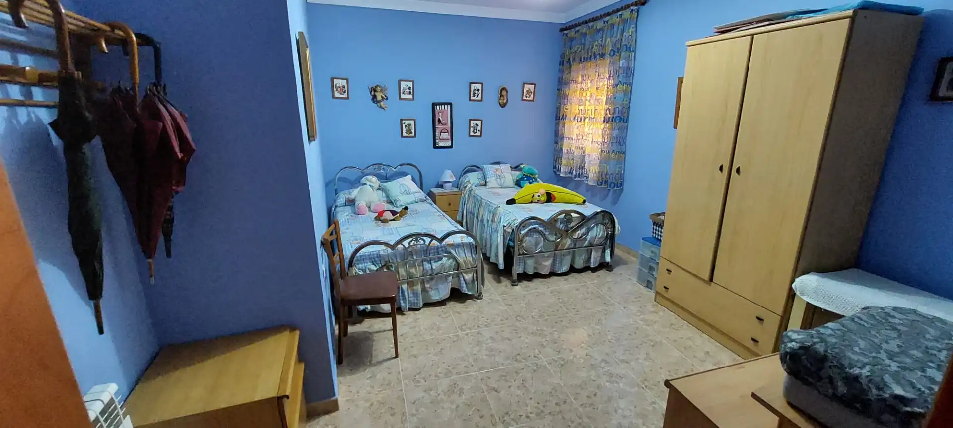 Bedroom of Houses for sale in Pedro Muñoz  with Air Conditioner, Heating and Private garden