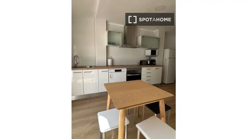 Cocina de Piso de alquiler en Barcelona con Aire acondicionado, Calefacción y Amueblado