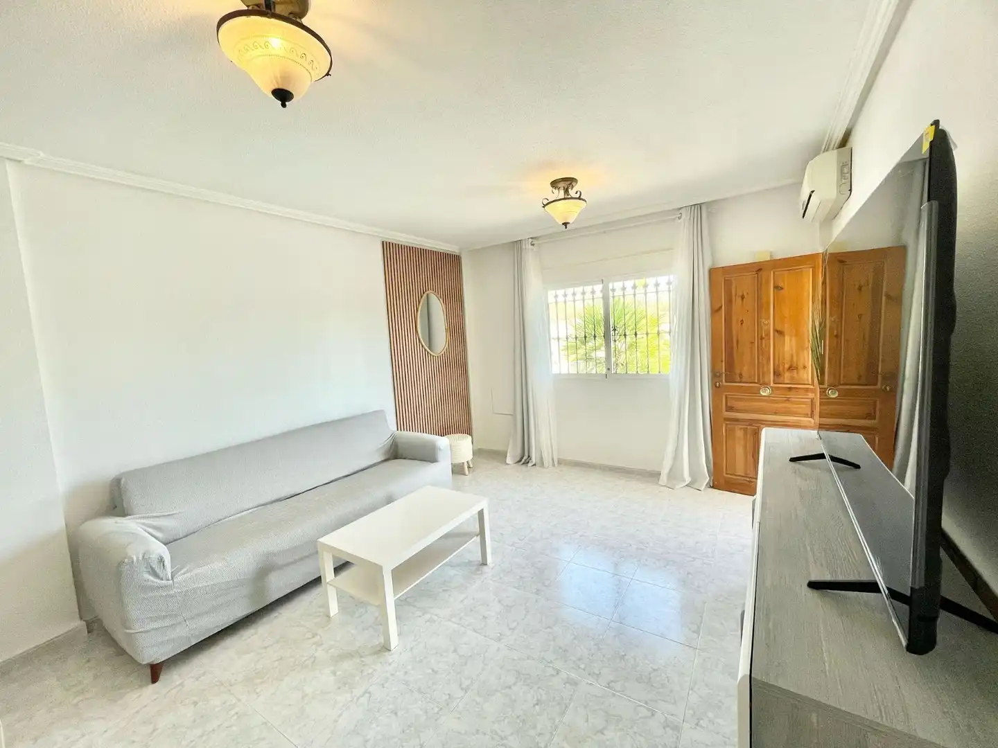 Sala de estar de Casa o chalet de alquiler en Orihuela con Aire acondicionado, Calefacción y Terraza