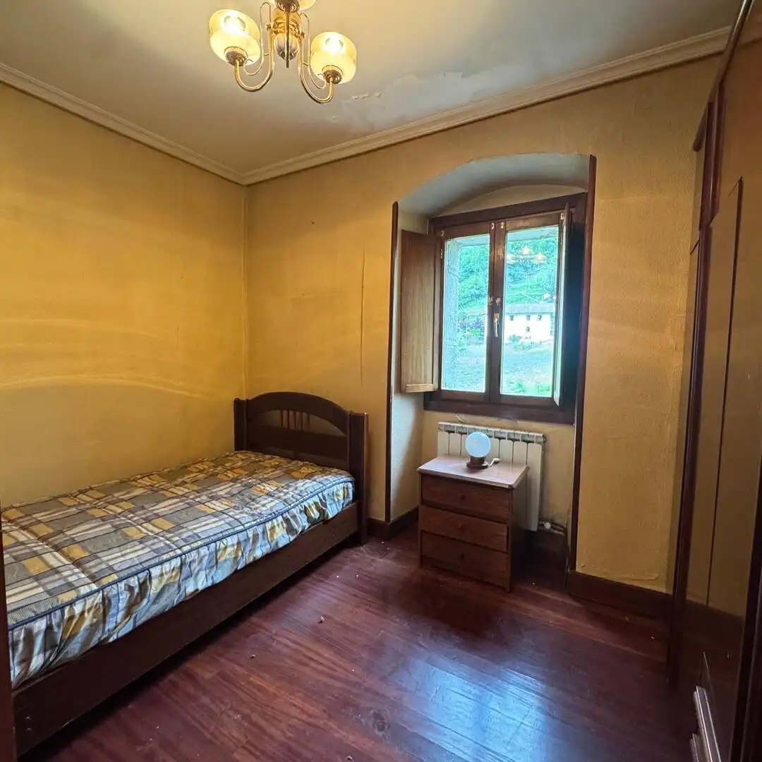 Habitación de Finca rústica en venta en Berrobi con Calefacción, Jardín privado y Trastero