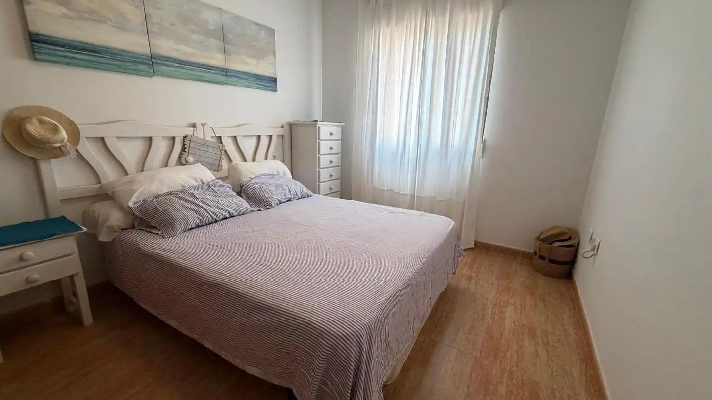 Habitación de Apartamento en venta en La Manga del Mar Menor con Aire acondicionado, Terraza y Piscina