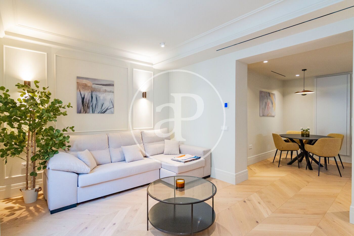 Living room of Flat for sale in  Madrid Capital  with Air Conditioner, Heating and Terrace