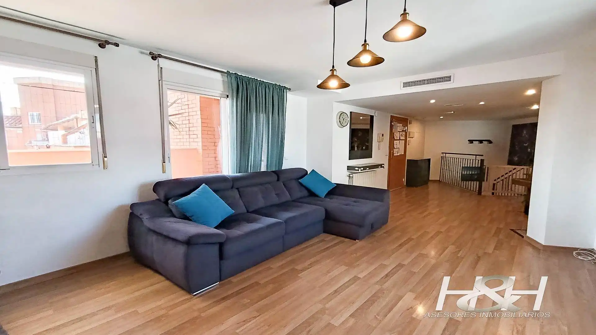 Sala de estar de Ático en venta en Burjassot con Aire acondicionado y Balcón