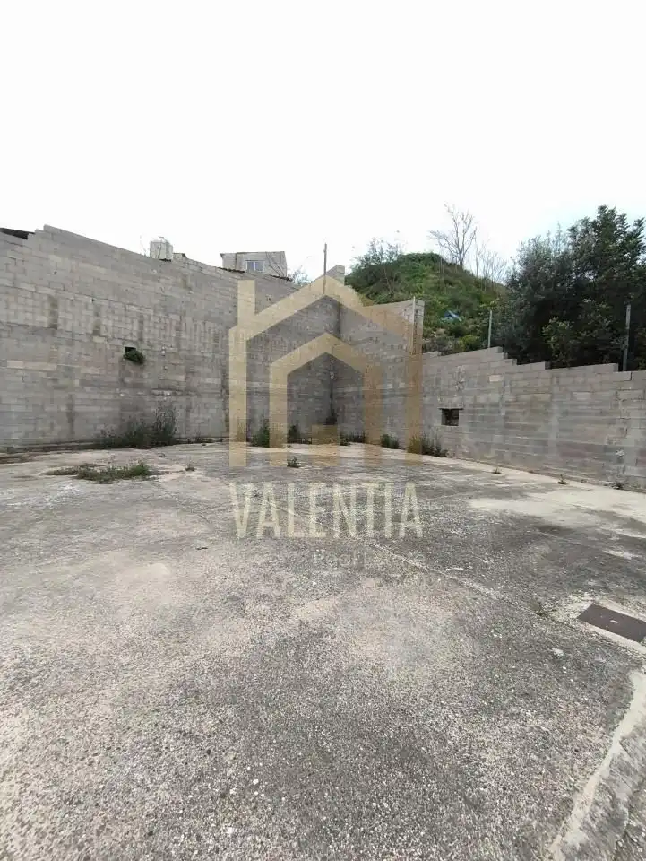 Houses for sale in Buñol  with Air Conditioner, Furnished and Alarm