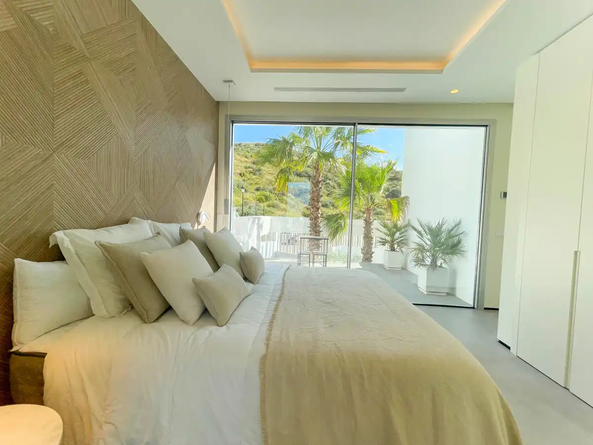 Bedroom of Houses for sale in Mijas  with Air Conditioner, Private garden and Terrace