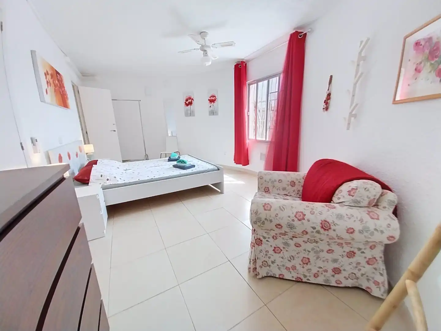 Dormitori de Casa o xalet en venda en La Nucia amb Aire condicionat, Jardí privat i Terrassa