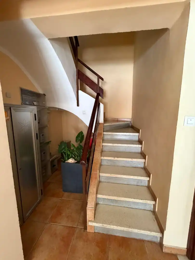 Flat for sale in Sevilla  with Air Conditioner and Balcony