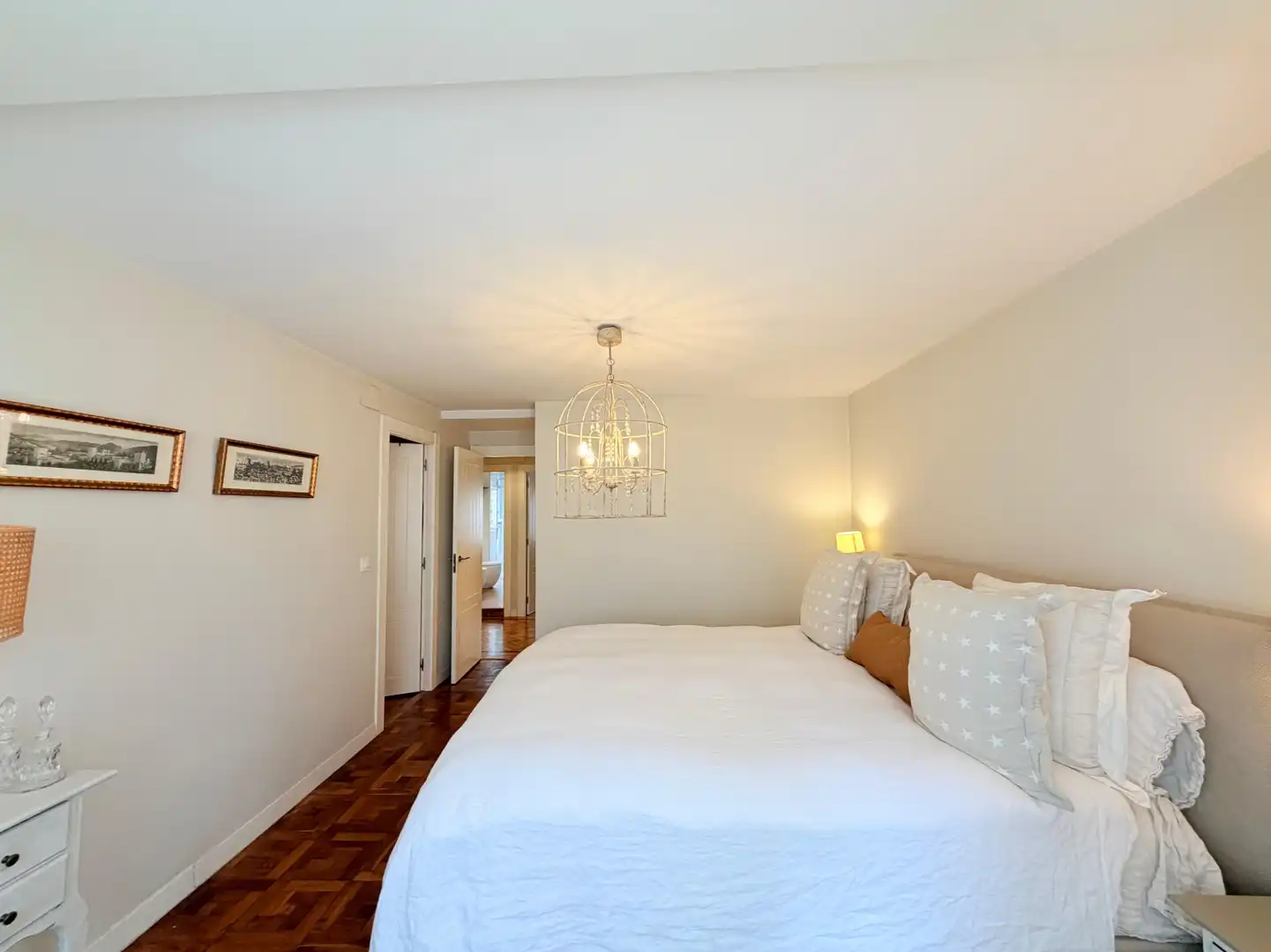 Schlafzimmer von Wohnung zum Verkauf in Avilés mit Heizung, Terrasse und Möbliert