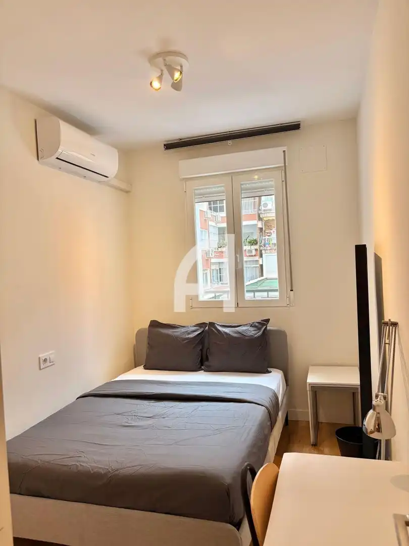 Habitación de Piso en venta en Madrid con Aire acondicionado y Calefacción