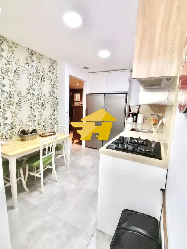 Cuina de Pis de lloguer en  Córdoba Capital amb Aire condicionat, Calefacció i Moblat