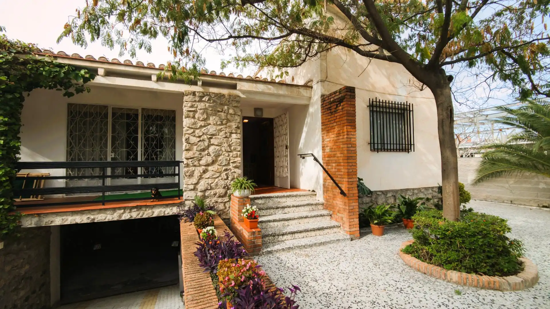 Exterior view of Houses for sale in Armilla  with Air Conditioner, Heating and Swimming Pool