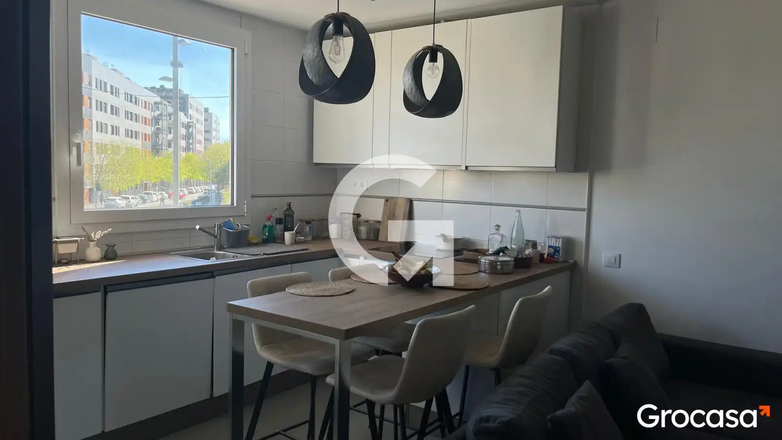 Cocina de Piso en venta en Sant Feliu de Llobregat con Aire acondicionado, Horno y Lavadora