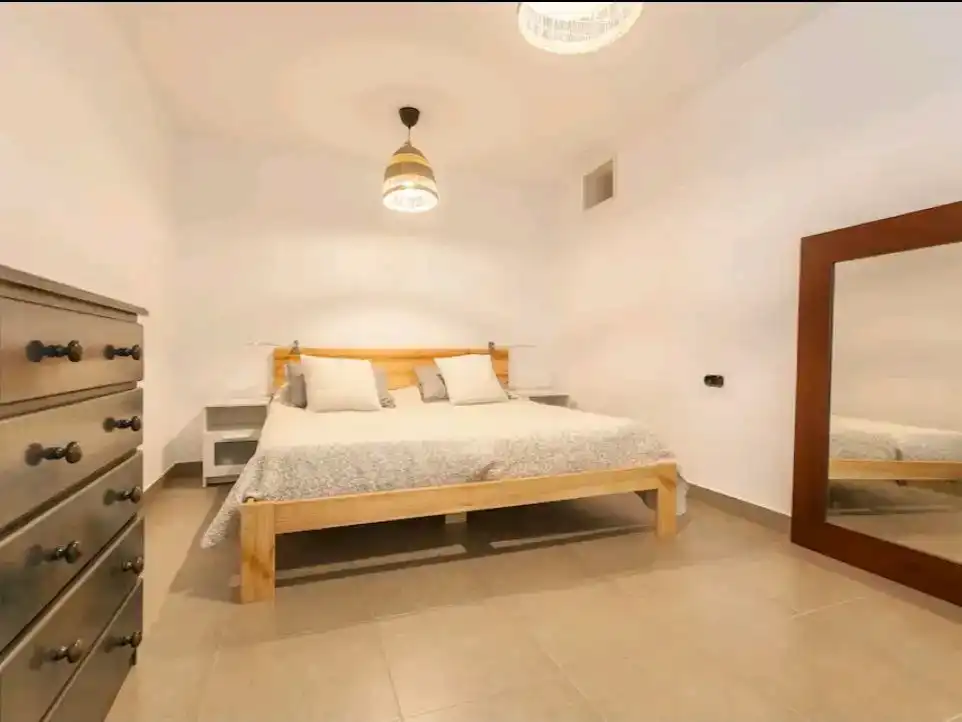 Schlafzimmer von Loft zur Miete in Vallromanes mit Klimaanlage, Abstellraum und Schwimmbad