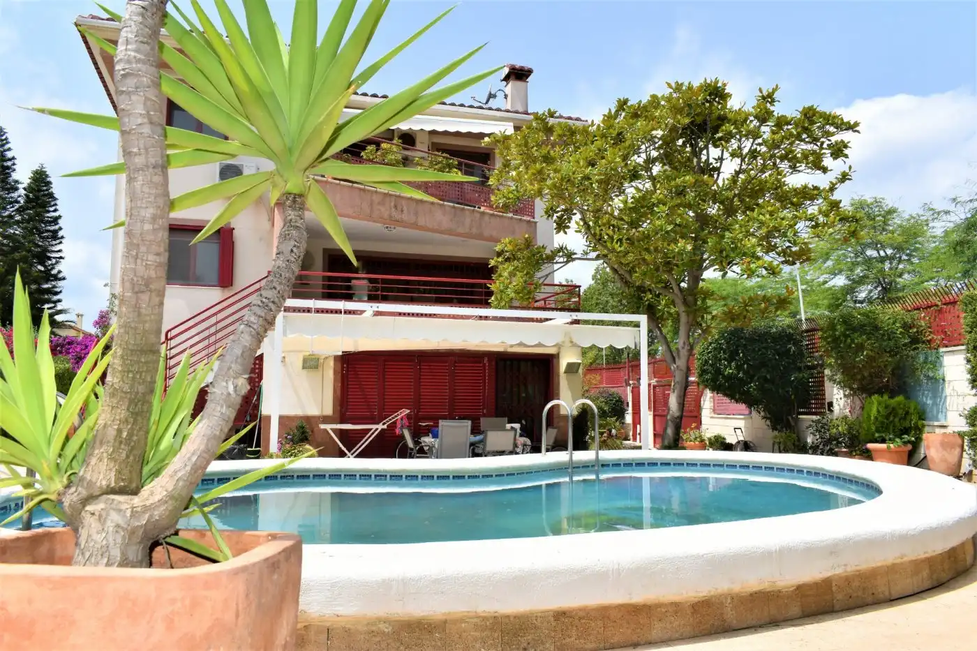 Houses for sale in Oliva pueblo